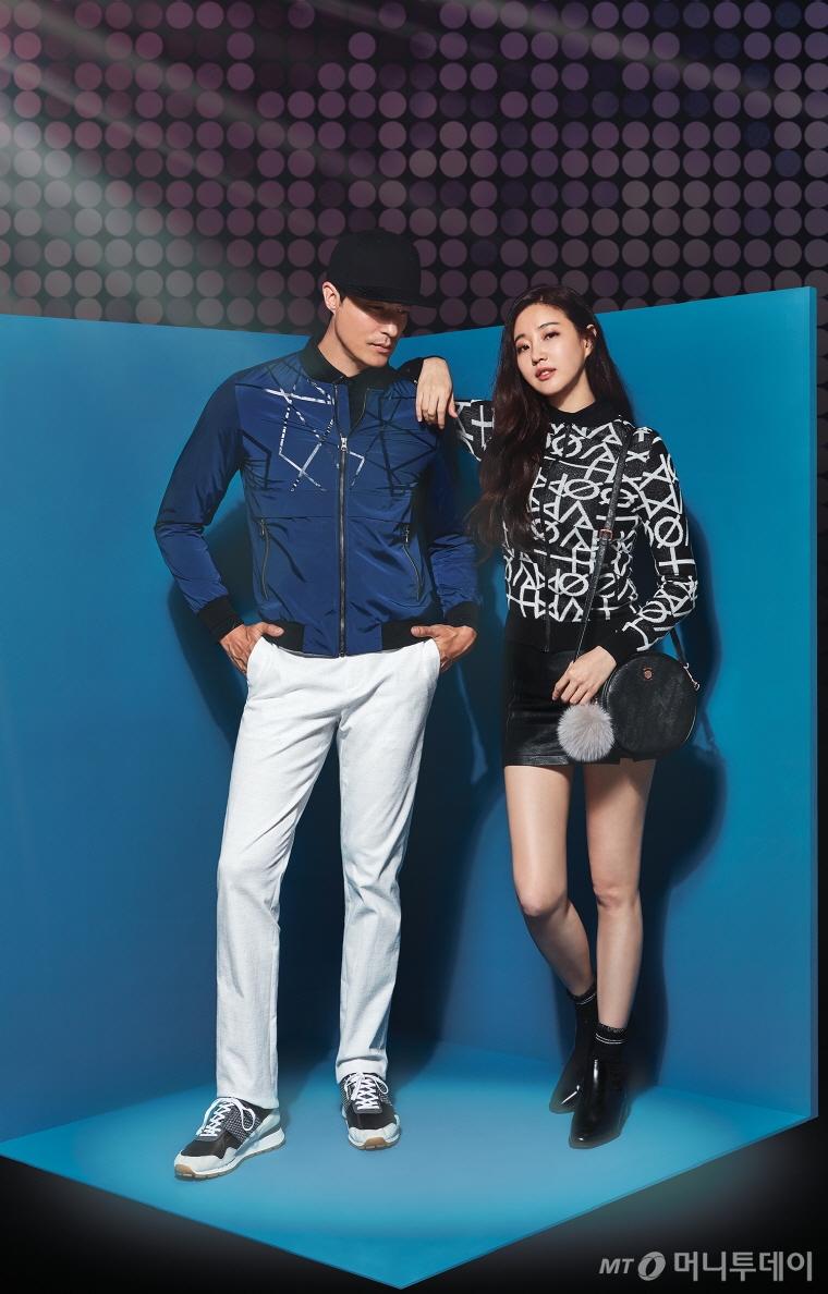 Golfwear images of actors Kim Sa-rang and Daniel Henney have been unveiled.Recently, the Golf wear brand Wide Angle released the official Models Kim Sa-rang and Daniel Henneys autumn season pictorial.Kim Sa-rang and Daniel Henney in the picture are comfortable functional lines or soft high-end knits, and they are confident in field fashion.Kim Sa-rang perfected her slim fit, coordinating in pink, and Daniel Henney made a neat look with a pair of black and white Golf wear styling.In another picture, they were fashionable with blue-bell jumpers, with the proportions and sophistication of their body as good as their Models.We have introduced a luxurious design that can match the season well with the season in the peak season of autumn, but can show off the sophisticated style in the field, said the Wide Angle marketing team. We expect Kim Sa-rang and Daniel Henneys couple Chemie, who have been breathing since launching the brand, to create synergies and raise interest in new products. .