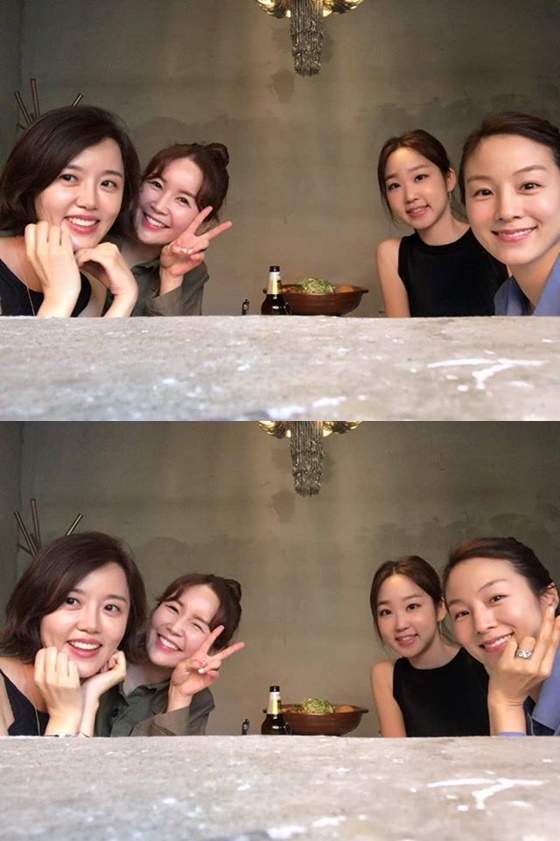 Han Min-min, wife of comedian Park Myeong-su, unveiled a meeting with the cast appearing on The Taste of Wife, encouraging Should catch the premiere.Han Min-min said on his 21st day in his instagram, We are already dead drunkenness. We will go home at 9 oclock and see wifes taste.Please look at us together. Han Min-min in the public photo is taking a friendly look with gag woman Jang Youngran, comedian Lee Hye-jaes wife Moon Jung Won, and Lee Ha Jung announcer who appear together in the comprehensive channel TV Chosun entertainment program wifes taste.Especially Han Min-min said in a hashtag, Im drunk and the floor is too bad. Im sorry, Junho, Hui Jae. I cant drink and posh.I am sorry for Mr. Ha Jung and Mr. Youngran, he said.Many netizens who encountered this were too pretty, I will do the soul catch the premiere today, I really enjoyed it last week!I waited for today, and You are beautiful with four beautiful women. Meanwhile, Han Min-mins wifes taste that encourages Should catch the premiere is broadcast on TV Chosun this afternoon.