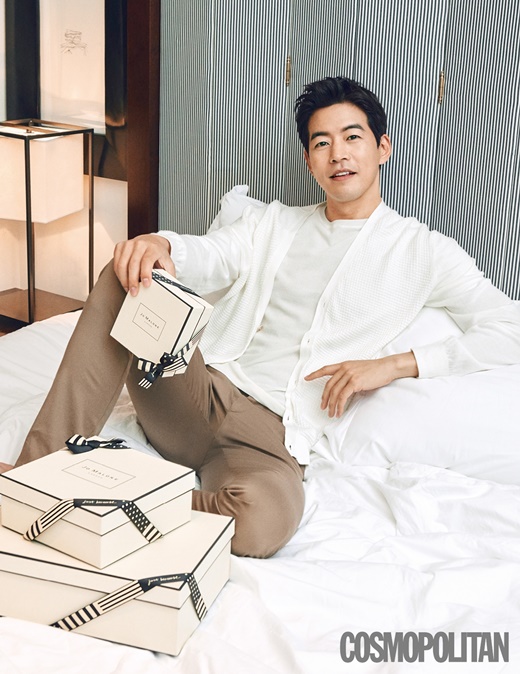 Actor Lee Sang-yoon has been released.A picture of the charming actor Lee Sang-yoon who Traveled to Barcelona was released in the September issue Cosmo Politan.Lee Sang-yoon, who has been loved by stable acting and witty dedication through SBS entertainment Death Master as well as the drama The moment I want to stop: About Time, has boasted a ratio as much as a Model in Spain and has digested various costumes.Lee Sang-yoon said in an interview that he was released together, I know that it is a problem to devote too much Passion while acting. I can do a good performance by taking a little power out of my strength.In the future, I will do my best to prepare, but I will try to practice to lose my strength in the field. Please look forward to it and cheer me up.Barcelona pictorials containing Lee Sang-yoons photogenic charm and genuine stories can be found in the September issue Cosmo Politan and the official website Cosmo Politan.