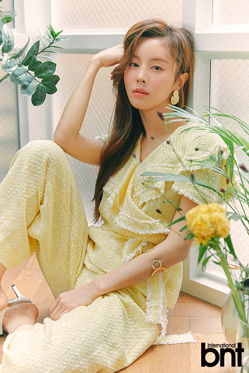 Actor Han Hye-rin said that Actor with a unique atmosphere like Kim Min-hee and Gong Hyo-jin is good, and said, Everyone who has a lot of learning is a role model.Han Hye-rin recently felt the many troubles Han Hye-rin had suffered and his matured appearance at the same time in an interview after filming with bnt.There were many people who judged me by the image in the work.I think it is Han Hye-rin who is a villain or a little bit of a chubby figure, he said. I am trying to think good because I can show a new appearance even if I act a little differently.I felt like I was being encroached on the character. I tried to write my feelings, and the emotional line was so different that I was confused about what I really looked like.But now I feel a little bit of acknowledging and interesting. When asked what kind of effort he made to understand the role, he said, I am trying to see and hear a lot of things for infancy, but acting is not output. Then, something was created unconsciously in the frame.And I try to empty it at the same time. In particular, he suddenly performed paralytic lower half of his body at the time of filming MBCs Blow Up Mi-pung-a. I repeatedly wondered how to postpone it.I played the Feelings, which are not sensational and not like my legs, he said. I put my weight on paralyzed Feelings and put despair and Shinpa.I think I tried to make it look light, he said.Asked if there is a role model, he said, Everyone who has a lot of learning skills is a role model. Kim Min-hee, Gong Hyo-jin,When asked if there is an actor who wants to try to breathe, he said, I want to try with Park Hae-il and Shin Ha-gyun, who have a wide smoke spectrum as well as mad smoke.When asked about his real love affair, a caring and comfortable person was his ideal type, he said, I am very serious.So I thought that it was a little bit not trendy, so I pretended to be light.  But as time goes by, I feel right. Recently, he has been enjoying Jet ski every week because he is in Water Leisure.It is good to burn in the sun and to eat water because it is drowned in the water. I am proud to hear the sound of the prodigy because I succeeded easily in the one PFC Levski Sofia start.In fact, if he succeeds in the one PFC Levski Sofia start, there is a custom to buy eels for those who helped him, and he did not have to succeed easily.When asked to define Han Hye-rin in his twenties and Han Hye-rin in his 20s, he said, I was so enthusiastic that I had a lot of passion in my 20s. If I had a lot of ideas about I should do well!In the past, the result was more important than I, but now I have become more important.In his flexible, pure and happy appearance, he reflected not only the mature woman but also the image of a pure and pure young girl without tea, and his future is noteworthy.