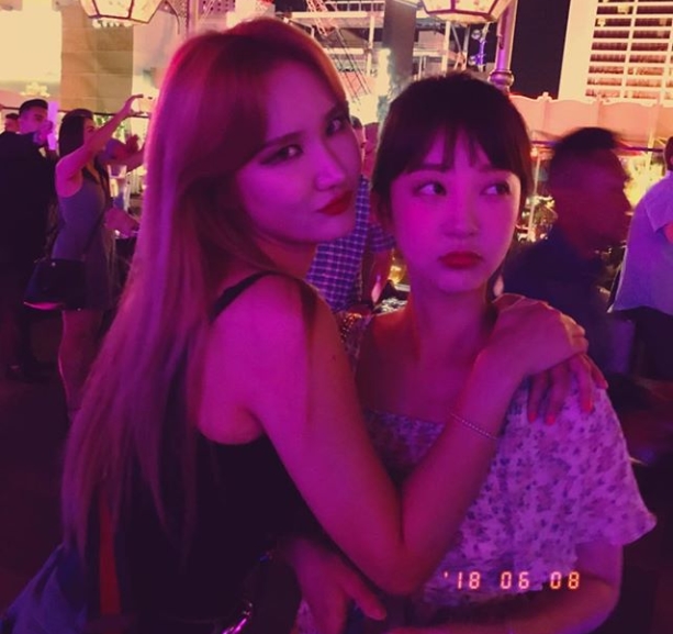 Group EXID member LE celebrated the 26th birthday of the same member, Seo Hye-lin.LE posted a picture on his instagram on August 23 with an article entitled HAPPY B (Birth) DAY Ulf Poi. Always thankful, strong and very good.Inside the picture was a picture of LE embracing Seo Hye-lin, who is oozing a glamorous look with a hand on Seo Hye-lins shoulder.The pointed look of the Seo Hye-lin also draws Eye-catching.Fans who responded to the photos responded that Seo Hye-lin celebrates his birthday, We are alive and happy, I feel like I will get a 100% refund if I go to refund things with my sister LE.delay stock