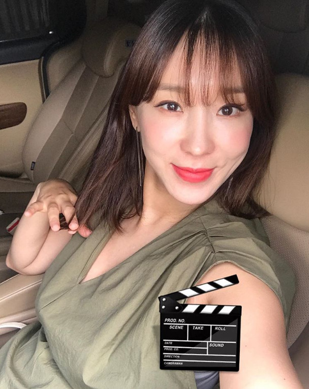 Lee Ji-hye reveals welcome latestLee Ji-hye posted a picture on his instagram on August 25 with an article entitled Its a long time to record # Combag # Daily # Conservative Woman # My precious.Lee Ji-hye in the picture is smiling brightly at the camera, six months pregnant and a little bit fat. The beautiful smile of her mother-to-be attracts Eye-catching.Hwang