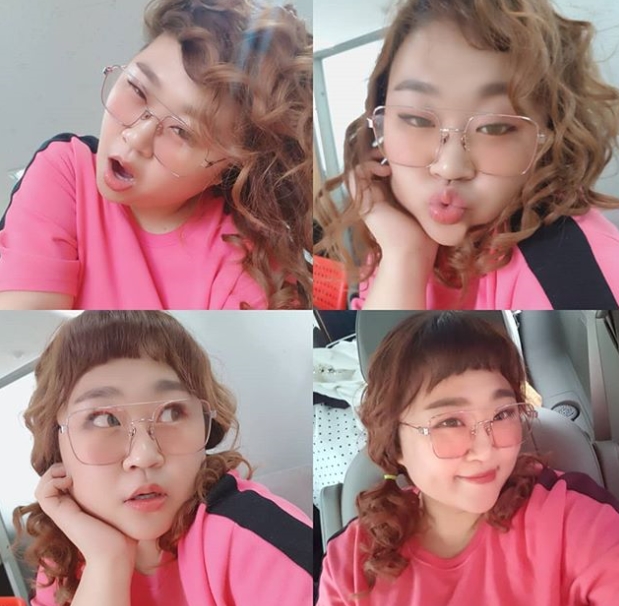 Hong Yoon Hwa reveals adorable selfieGag Woman Hong Yoon Hwa said to his instagram on the afternoon of August 25, Ham Kyung Siks sunglass gift ~ It is beautiful! Sam!Thank you for taking it like the Sunglass Model in New York. Tell me you did well. The photo shows Hong Yoon Hwa, who is wearing a sunglass and posing captivatingly; a lovely pose catches the eye.The slim figure with a 25kg weight loss is also impressive.kim myeong-mi
