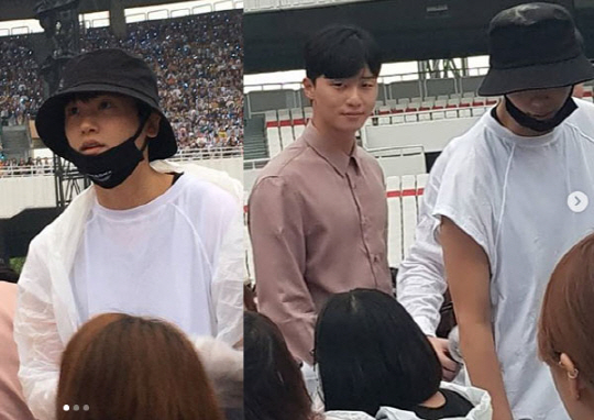 <p>Park Seo-joon and Park Hyung-sik appeared in the Seoul Concert seats of Dark & ​​amp; Wilds LOVE YOURSELF Seoul Concert held at Seoul Jamsil Comprehensive Stadium Main Stadium on the 26th, this was a bad day for the site.</p><p>The two have a special friendship with the Dark & ​​amp; Wild members. Park Hyung-sik, Park Seo-joon, Vi keeps friendship until now, after ties up through the 2015 KBS 2 TV drama Hwarang: The Poet Warrior Youth.</p><p>Park Seo-joon Park Hyung-sik of a warm appearance of slender key appeared guntan from the appearance. Park Hyung-sik had a face with a black hat and a mask, but Park Seo-joon appeared as it was and got into the eyes of the fans well. They rode both the raincoat and the support stick and watched the dark & ​​amp; Wild performance until the end and cheered. Beyond the stage there was a mold on the stage and on top of it performance was done and eye contact was done and greetings of thanks passed.</p><p>Vi is sending coffee and tea to the shooting site of Park Hyung - sik s suit even at abroad overseas activities and shooting coffee tea at the filming scene of Park Seo - joon Why is Gimbiso so? did.</p><p>Park Seo-joon Also, after the end of Gimbiso television, in an interview with the media, If the whiplash (Dark & ​​amp; Wild Vi real name) is the same, despite being very busy schedule, our (Park Seo-joon, Park Hyung-sik) I do all the monitors of the work, I have plenty of attachment to the work my form takes, although I saw it as suits, but I saw it as gimbiso too. There were a lot of stories about the work that makes communication very well, he said. There was a whiplash in the house where I live with my parents shortly after finishing Gimbiso and the format also slept with Norrowaso. How, this helps us and likes us, on the contrary me and the form is doing a lot of support to whiplash whip. There is also a cute threat when it comes to a concert, he says that it is exceptional.</p><p>About Park Hyung-sik also Vi Kim Tae Hyung (Vi real name) is friendly.The original Park Seo-joon type and I am not a frequent contact type, while Kim Tae Hyung is a group message room, In many cases eat rice, see once. Thanks to you, we will create opportunities to meet. I decided to contact him well, he said in an interview.</p><p>On the other hand, Dark & ​​amp; Wild mobilized a total of 90,000 spectators in BTS WORLD TOUR LOVE YOURSELF Seoul Concert held for two days from the last 25 days and proved the dignity of the global idol group.</p>