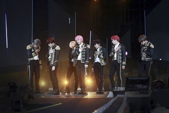 BTS, which has grown steadily, has credited all the balls to fans.On the 25th and 26th of the month, the Seoul performance of BTS World Tour LOVE YOURSELF was held at the main stadium of Jamsil Sports Complex in Songpa-gu.The main stadium Concert is not easy to challenge even big singers. BTS has found the main stadium following Cho Yong-pil, Lee Mun-se, Lee Seung-hwan, H.O.T., god and Exo.Late summer nights burned with Amibam, and the main stadium, which opened to some restricted seats, was filled with BTS fans.Fans who could not get tickets in every corner outside the theater stood and enjoyed the performance together with the signboards and sounds at the far foot.Concert, which started just after 6:30 pm, was finished at a little bit of Gina Rodriguez at 9 pm.Ahead of the final song Answer: Love Myself, BTS members delivered an extraordinary delight: Ami, not us, for superheroes, Bue said with a push.You are our Hero and you made us Hero, Suga stressed.The concert of BTS, which started at the 1000-seat YES24 Live Hall, is the Olympic Hall, the SK Handball Stadium, and the United States of America New York City, which is headed for City Field, the New York City Mets home stadium with more than 40,000 seats.Jimin said, Ive been so glad to see you, so I couldnt concentrate on the stage. I was just so thrilled.It was so hard, but I felt good. It is not a lie, but it seems to be the most memorable day of Gina Rodriguezs memories this year.I hope you have a memory as precious as I am today. I enjoyed it. Thank you so much. The time we meet Ami seems to be always helped by the sky, Jin said. The probability of precipitation was 8-90 percent today. It did not rain during our performance.Dont you want to show a lot of things to someone you like? he said, (so) you sing, you learn to dance, you play guitar, you play the piano.I think Im always trying harder to show you a good look.I send a hand kiss to you who have made me experience various things. He told her about his dream and explained that he had traveled with Ami, and he wanted to make this story a concert ending.Suga said, I wanted to say We so Fine while I was preparing this album, and I wanted to talk about it.We have only things to enjoy in the future; lets go forward, enjoying it happily for a long time, he added.I feel so sorry for myself, Im so sorry, he said, confiding that he wanted to be on stage in the best condition.I will grow faster, he said. I will double my growth and I will look at the next concert that is definitely different from now. When BTS came to this place, it came to a really high place, said Jay Hop. I feel on stage every time. In fact, where is it that I am not sorry?Thank you for being able to listen to our performance and songs to the amis filled with the main stadium and Love Myself.I am proud and proud of myself and I want to save myself. He expressed his love for himself and his fans who filled the main stadium.Finally, RM said, This summer was long, hot and boring.It is so long and hot in the summer, but if you tell me only one good thing, yesterday and today .He said, There is only one thing I want to do at the main stadium. Lets hug them once. He hugged each BTS member and one person on the protruding stage.I think Ill make a lot of fun, he said, but cool summer night, 2018I promise to die on my favorite summer night of the summer, the main character of this stage is you, he added.It was not Korea but everyones concern about what song BTS will show and what performance.Through the opening act LOVE YOURSELF Seoul performance, BTS proved the infiniteness of their possibilities.As Suga says, BTS now has only joy work left.Starting with the Seoul performance, we will meet with Amis from all over the world, from United States of America LA to New York City and Europe and Japan.Meanwhile, BTS will start the World Tour, which will mobilize about 800,000 people, starting with the Seoul Concert.In particular, he will perform at City Field, the United States of America New York City Mets home stadium for the first time as a Korean singer.Photo: Big Hit Entertainment