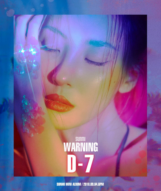 Singer Sunmi will begin full-scale counting by September 4, the release date of her new album, WARNING (Warning).Sunmi, who has been firmly established as a unique female solo artist, released his first D-Day poster ahead of the release of his new album WARNING at 6 pm on September 4.On the 28th, midnight, Makers Entertainment posted a D-Day poster with Sunmis photos expressing dreamy beauty through the official SNS channel.The D-Day poster, which is open to the public, shows Sunmi leaning face to face in one hand and a message of WARNING D-7, indicating the release date of September 4th, which is the remaining week.Especially, on the back of the hand that surrounds Sunmis face, a shiny shell model reminiscent of a mermaid, the theme of the title song Siren, is decorated and catches the eye.Sunmi, who is called a true concept craftsman in music, stage performance and styling, is expected to show what he will do in the title song Siren of this mini album WARNING.Sunmi participated in the song as a lyricist in all songs including the title song Siren of the mini album WARNING, and also participated in the composition of major songs including the title song Siren.Meanwhile, Sunmis new album WARNING will be released at 6 p.m. on September 4 and will host its first premium showcase at 8 p.m. on the same day.