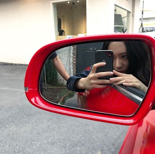 Group F-X member and actor Krystal Jung (Jung Soo-jung) delivered a lovely recent situation.Krystal Jung posted several photos on his Instagram account on Friday afternoon, along with emoticons representing Toyota.Krystal Jung in the public photo is staring at the camera while boarding the intense RED series of Sports car.He was exuding a chic look, and he added a girlish smile and added a lovely atmosphere.Fans responded The Player is filming, When is the time when it is not beautiful and It is so lovely.Krystal Jungs sister, singer Jessica, also left a comment saying Bungbunga.On the other hand, Krystal Jung is about to appear on the cable channel OCN The Player ahead of the broadcast on September 29th.He is in the role of driver Cha-ryong in the drama and is concentrating on shooting.