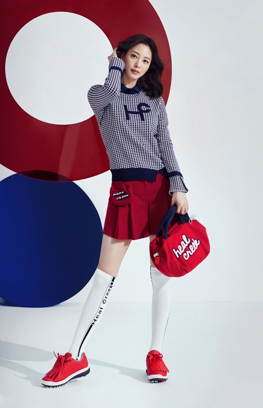 Han Ye-seul shows off unrivaled goddess visuals with Golf wear pictorial