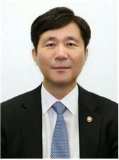 20180830150007241tban.jpg