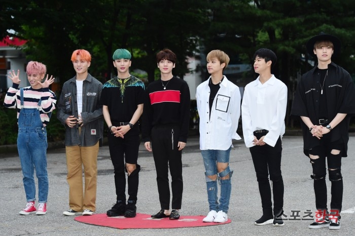 인투잇미디어 이미지