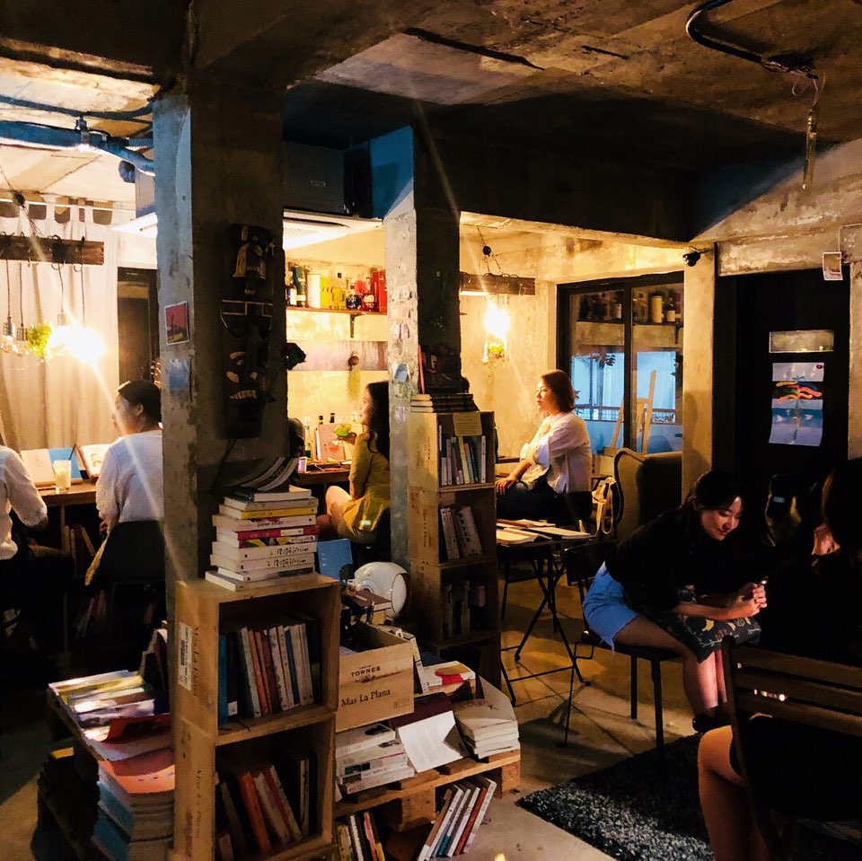 가게를 한다는 건 내가 들어갈 감옥을 짓는 것과 같다 | 인스티즈