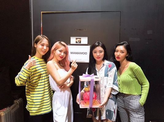 Girl group MAMAMOO expressed full love for fans.MAMAMOO said on the official Instagram of MAMAMOO on the 3rd, Hong Kong Mumu.It was a very meaningful time for two days. MAMAMOO, MUMU HAVEL and posted a picture. MUMU is the name of MAMAMOO fan club.In the photo, MAMAMOO stares at the camera with a bright face. Shining members are also beautiful in comfortable attire.Many netizens who encountered this responded such as I love you, I did my best and May the MAMAMOO.On the other hand, MAMAMOO was loved by the song You and the Year in July.