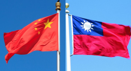 중국 국기(왼쪽)와 대만 국기. /조선DB·대만외교부