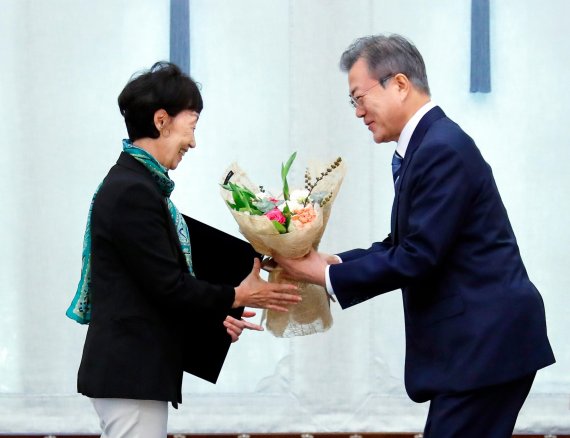 최영애 이미지