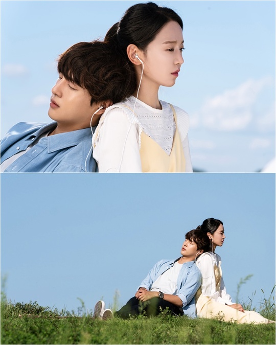 <p>Thirteen is seventeen Shin Hye-sun - Yang Se-jong brings out The Lover atmosphere in a beautiful two-shot style like a fairy tale.</p><p>SBS Tsukihara Drama Thirteen and Seventeen (Screenwriter Cho Seong-hi / Director Josuwon / Production Factory) (23th and 24th) side on September 4th Shin Hye- sun (Right Frost Station) - Yang Se-jong (role of ball Uzin) released the site steel containing a moment.</p><p>In the past 21-22 broadcasts, Uzin was furious at knowing that the one music festival chairman (Chun Hobin minutes) can frost on the stage with the ticket arm set for the purpose. Frost who knew all these facts pour out resentment to Ugin at an indignant feeling at the moment Uzin confessed I did not want to hurt my favorite woman and surely confirmed the frost and watched I smashed the Hearts of the men and got down and sat down. Based on this unexpected confession of Uzin, how the relationship between the two people will change, the viewers interests have reached the climax in the future development.</p><p>Among them, Shin Hye - sun - Yang Se - jong s two - in - one shot in the published steel is undoubtedly in the shape of The Lover and raises the expectation for this broadcast vertically. The two seemed to sit on leaning against each other, splitting the earphones one by one. The green meadow, the autumn sky, the shining sun and the harmony between them are so beautiful as to see a picture of one width.</p><p>In addition Yang Se-jong is comfortable close by Shin Hye-sun or gently closing his eyes and seeking a good deep sleep. As you can see, the figure of Shin Hye - sun - Yang Se - jong which naturally brings out each other like this captures the doubt whether two people in the play developed each other s heart and developed into The Lover. Broadcast at 10 PM</p>