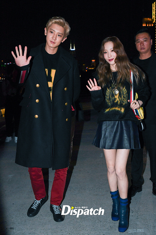 EXO Chanyeol and Girls Generation Taeyeon visited Shanghai Greenland Shenhua F.C. in China on the 4th to watch the Fashion show of 2018 autumn Tami Now.The two people caught the attention of fashion people as well as local media with warm visuals.SM representative pappy.Visual of a male and female.Receive the continent.Im here to see the Fashion show.