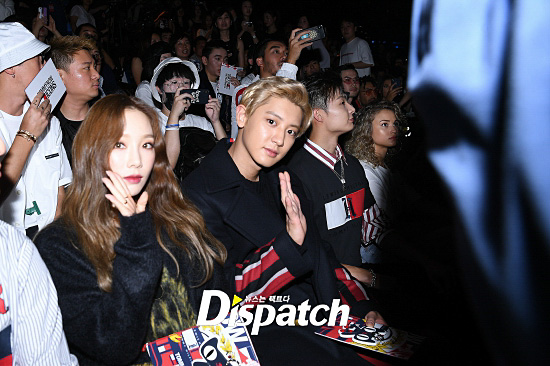 EXO Chanyeol and Girls Generation Taeyeon visited Shanghai Greenland Shenhua F.C. in China on the 4th to watch the Fashion show of 2018 autumn Tami Now.The two people caught the attention of fashion people as well as local media with warm visuals.SM representative pappy.Visual of a male and female.Receive the continent.Im here to see the Fashion show.