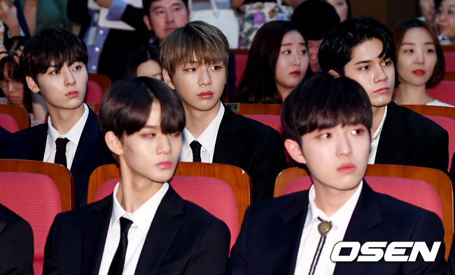 The 2018 National Brand Conference was held at the conference room of the Hungarian Parliament Building Parliament House in Yeongdeungpo-gu, Seoul on the afternoon of the 5th.Group Wanna One is attending and shining its place.