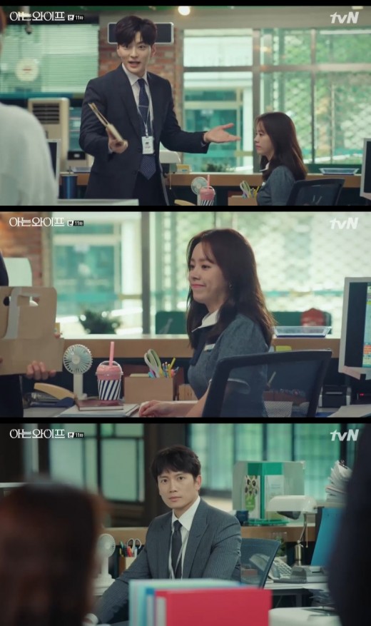 Jang Seung-jo accepted parting with Han Ji-minOn TVNs Knowing Wife broadcast on the 5th, Woojin (Han Ji-min) informed the Jonghu (Jang Seung-jo) of a one-sided farewell.Because he could not control his feelings toward Ji Sung, the end of the event even in a sudden situation, laughed and accepted the farewell.When the two parting became known to the bank, a naturally uncomfortable Sight was created. Again, the end of the story was, Why are you so tacky?Well be fine.But waiting for the end is a sick truth. The end was shocked to know that Woojins mind was the person who was directed at the end.