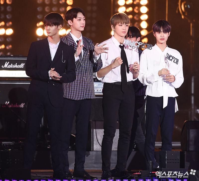 Wanna One Bae Jin Young, Ry Kwan Lin, Kang Daniel and Lee Dae-hwi are on stage at the opening special concert of DMC Festival 2018 held at DMC Sangam Cultural Plaza in Sangam-dong, Seoul on the afternoon of the 5th.