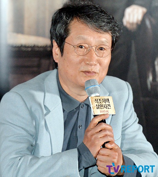 Actor Moon Sung-Keun joined the Boy Friend.As a result of the coverage, Moon Sung-Keun played the role of Cha Jong-hyun, the father of Cha Claudia Kim (Song Hye-kyo) in TVNs new tree drama Boy Friend (played by Yoo Young-ah and directed by Park Shin-woo).Nam Gi-ae was cast to play her mother, Jin Mi-ok.Boy friend is a beautiful and sad fateful love story of Kim Jin-hyuk, a pure young man who lives happily and cherished everyday life with his daughter-in-law, Claudia Kim, a chaebol who has never lived his life for a moment as a daughter of a politician.Currently, Moon Sung-Keun is performing an impressive performance through JTBC drama Life.So, it raises questions about what kind of appearance will be shown in Boy friend and what kind of breathing will be completed with Song Hye-kyo.Boy friend has already gathered topics with the return of Song Hye-kyo and Park Bo-gum.In addition, Moon Sung-Keun Nam Ki-ae, Ko Chang-seok and other solid supporting actors, Lineup is being released and raising expectations.Boy friend is scheduled to start shooting in earnest as soon as he finishes casting.Meanwhile, Boy Friend will be broadcast for the first time in November.