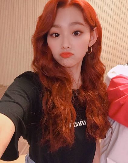 Girl group Gugudan Mina has unveiled a refreshing selfie.Mina posted a picture on the official Gugudan Instagram on the 10th with an article entitled Air Genius, My Best Today is also Pushful.Mina in the photo is staring at Camera with her wave-gin orange hair, especially Minas playful look and small face.Many netizens who encountered this responded such as Cute, Lovely and My Mina is so beautiful.Meanwhile, Gugudan unit group Gugudan Semina, which Mina belongs to, acted as song Samina last July.