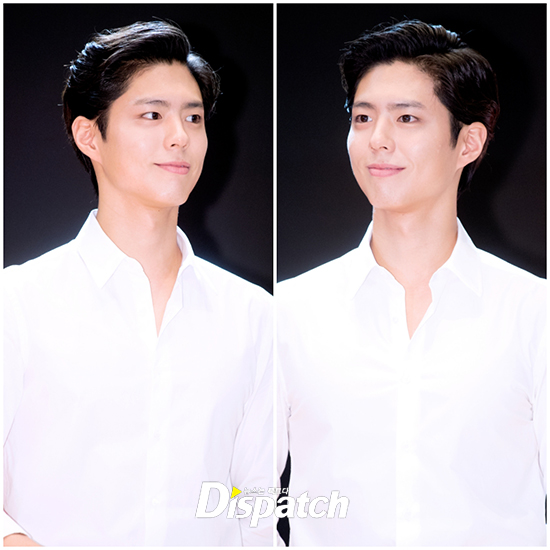 Actor Park Bo-gum attended a dryer brand photo wall Event held at the Four Seasons Hotel in Saemun-an-ro, Jongno-gu, Seoul on the 11th.Park made a dandy fashion with a white shirt and chino pants on the day.Dissolve in a Smile.The charm of sculpture.Put your eyes on it.