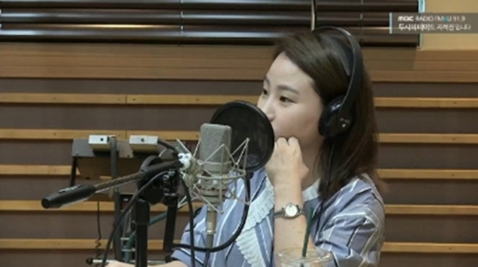 Urban Zakapa Jo Hyun Ah mentioned the entertainment community connections.MBC FM4U It is a date of Dooshi broadcast on September 11th. Urban Zakapa Jo Hyun Ah and singer Cho Hyung Woo appeared as guests in the live corner where the hook came in.Jo Hyun Ah said: Bae Suzy Sunmi Lee Sung-kyung is close to Mr. Net is not close.Nowadays, Sunmi and Lee Sung-kyung are so busy that they can not see it, but rather they see a lot with Eric Nam.I think Eric Nam has a close relationship with all the celebrities, he said.applause
