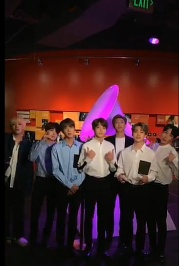 BTS attended the Grammy Museum event.The Grammy Museum in the United States posted a Boygroup BTS video on its official Twitter Inc. on September 12 (Korean time).The released video contains a short greeting from BTS who found the Grammy Museum.BTS attended a A Conversation With BTS at the Grammy Museum on Wednesday.It is said that he talked about his new album recently released and his ongoing tour.I was happy to be able to hold a conversation with BTS, the Grammy Museum said.emigration site