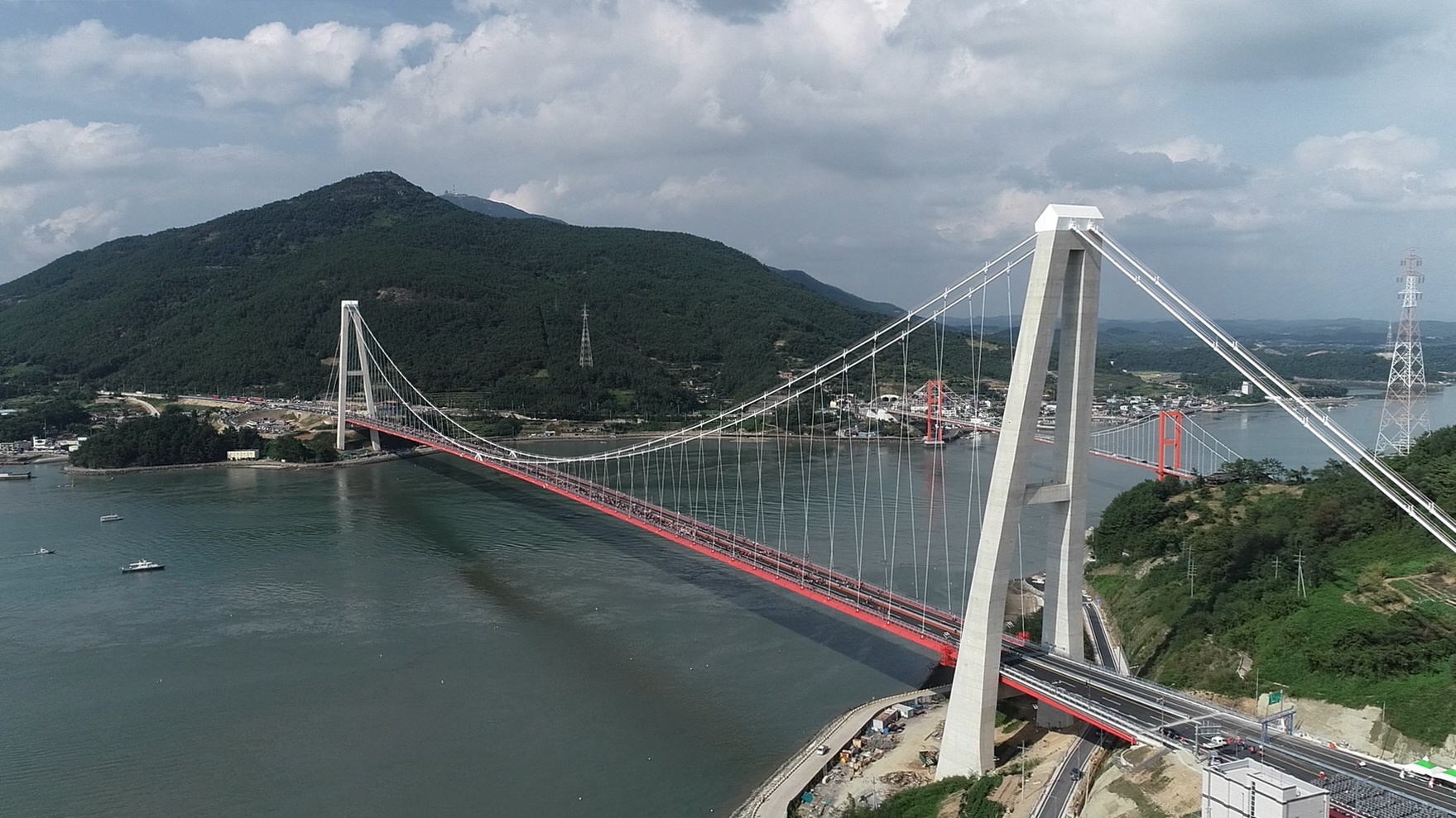 [사진] 길이 990m 남해하동 잇는 '노량대교' 개통