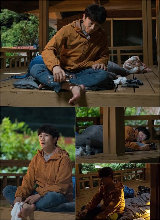 <p>Knowing wife Ji Sung is caught in the form of a natural person who has never been seen and stimulates curiosity.</p><p>Juhyuku (Ji Sung minutes) of the discontinued mode was released to the public in advance of the 13th time by tvN Mizuki drama Knowing Wipe (Director Lee Sang-yeop, Screenwriter Yang Hui Sung, Production Studio Dragon, Green Snake Media) It provides a hint that you can catch a glimpse of.</p><p>Joo Hyuk could possibly be unhappy for himself Even at the opportunity he visited again for Uzin, he wondered to return to the past, but Uzin handed out the coin to his mother (Ishi), Go fate I will go to the past . Passing through the toll gate with the difference between Uzin who changes the past and dollar straight and Ju Hyuk who follows after Marlilyeo, they woke up in the same day of destiny in 2006.</p><p>The released pictures incorporate the appearance of the new current captured Joo Hyuk. I can not see the visual of Jukyeoku correctly decided bank clerk Joo Hyuk. Juhyo wearing jumpers and old jeans feels like a natural person wandering while being disconnected from the world. It is natural to wash the wounds of feet blisters or confused by bottled water, or sperm in the country village Me alone or to embark on outdoor sleep. Jung Hyuk who was lonely wanting to sleep worried naturally what the meaning of a trimy faint look and a lonely atmosphere that builds up looking at the air.</p><p>While various guesses about what Juhyuk and Uzin who came back to the past left behind, leaving only 4 times until the airing end, while Jung Hyuk s shocking present, the destiny of their two people is more I do not mind. The fact that Joo Hyuk s current big change is predicted. The influence of the butterfly effect that one choice called has approached with weight not so much as to afford, but the sequelae caused by the different choices of Joo Hyuk and Udin is further inevitable in the range of Gosegos change . I am worried about what happened from the past, how it changed now.</p><p>The production team of knowing wipe said, Joo Hyuk and Uzin who returned to the past with emotions that ultimately had to turn each other towards each other, even now we changed, so that we can make a choice I want you to watch the destiny of the two who will eventually be released.  [Photo] tvN</p><p>tvN</p>