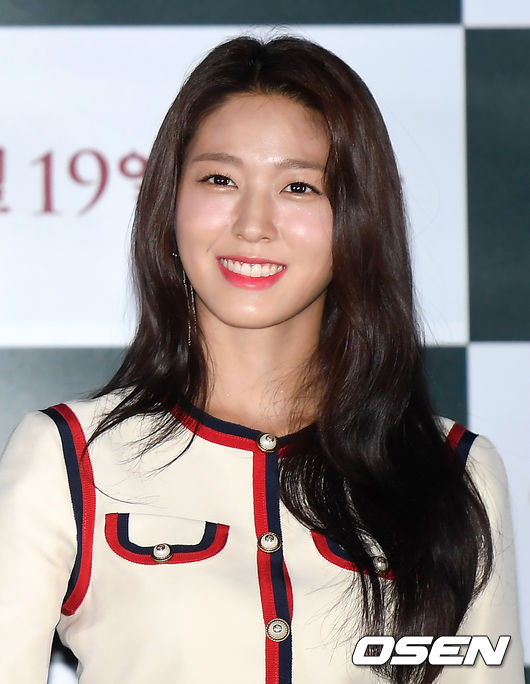 Actor Kim Seolhyun attends the premiere of the movie Ansi City at CGV in Park Mall Yongsan District, Seoul, on the afternoon of the 12th.