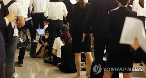 '취업문 열리긴 하나요?'…