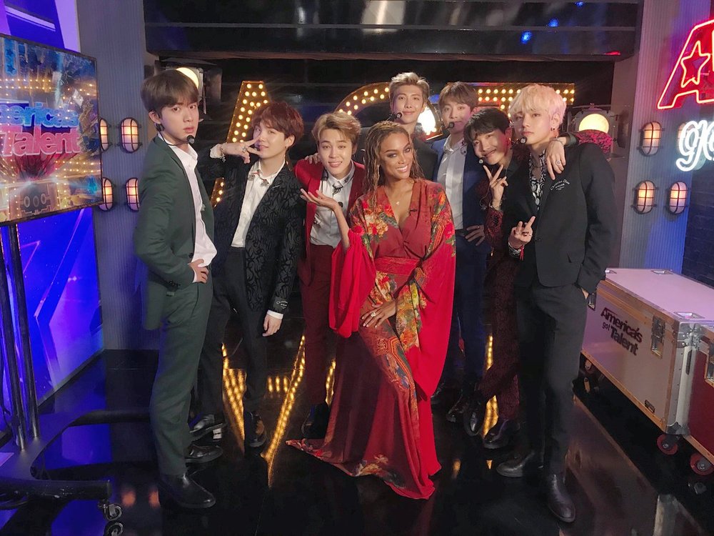 Group BTS (RM, Jay Hop, Jean, Sugar, Jimin, Vu, and the Political Bureau) reunited with the famous model Tyra Banks from United States of America.On September 13 (Korea time), BTS official Twitter said, BTS on Americas Got Talent!The first stop is to send love to United States of America Amy, who gave a big cheer to the stage.I was glad to see you people who had a good conversation at the Grammy Museum. The photo shows BTS taking pictures with a friendly pose with Tyra Banks.BTS met with Tyra Banks on the same day at the recording of United States of Americas Got Talent, a popular audition program on NBC.BTS celebrated the opening ceremony of the broadcast, and Tyra Banks is in charge of the program.The meeting between the two teams is only four months old.Earlier, BTS attended the 2018 Billboard Music Awards (hereinafter BBMAs) held at the United States of Americas MGM Grand Garden Arena in Las Vegas, and made headlines with Tyra Banks.Other photos released along with this were taken by BTS attending the A CONVERSATION WITH BTS held at the Grammy Museum (THE GRAMMY MUSEUM) Clive Davis Theater in Los Angeles on the 12th.This is the first time a K-pop singer has attended the event hosted by the Grammy Museum.BTS, along with Scott Goldman, the Grammy Museum artistic director, was well received for their ideas on various topics including musical direction, album production process, relationships with members, and the importance of fans.BTS, which is in the midst of its North American tour, will continue its LOVE YOURSELF tour at the Oracle Arena in Oakland on the 12th (local time) after performing at the United States of America Staples Center.hwang hye-jin