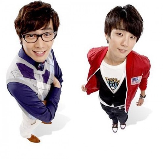 Choi Daniel and Yoon Shi-yoon, who were breathing between their nephews, met again as competitors for the ratings contest.Choi Daniel is playing the role of Ghost Monk Idail in KBS2 Monk of the Day, which showed its first line on the 5th, and Yoon Shi-yoon is playing two roles in SBS Dear Judge, which is guarding the throne of the drama, as a twin brother of Han Soo-ho and Han Kang-ho.The common denominator of Choi Daniel and Yoon Shi-yoon is that it became a stardom nine years ago through MBC sitcom High Kick Through the Roof.Thanks to the syndrome popularity of the work, Choi Daniel, who was a newcomer at the time, became a leading actor and newly debuted, Yoon Shi-yoon properly imprinted his name on the public.Now that Choi Daniel and Yoon Shi-yoon have met as a contender for the tree drama, I looked again at Lee Ji-hoon (Choi Daniel) and Jung and Hyo (Yoon Shi-yoon) characters in High Kick, which presented popular popularity to the two.Cashil Choi Daniel vs Footfoot Yoon Shi-yoon, High Kick through the Roof is a sitcom that aired from September 2009 to March 2010, and is the second work of High Kick Series produced after High Kick without hesitation.As in the previous work, the square love line is the main story.Lee Ji-hoon, divided by Choi Daniel, falls in love with his nephew Jung, Hwang Jung-eum, a tutor of Hyo (Yoon Shi-yoon), and Jung and Hyo love Lee Ji-hoon. and you like it.One of the reasons why the love line in High Kick through the roof is best evaluated throughout the High Kick series is that all the characters are drawn attractively.Not only was the attention focused on one character in the love line, but all characters were loved by viewers.Choi Daniel and Yoon Shi-yoon also did not get one-sided popularity, but they attracted different charms and balanced popularity.Lee Ji-hoon, played by Choi Daniel in the play, has a rickety personality as a point of attraction; a character who follows the epitome of the romantic comedy male protagonist.Lee Ji-hoon is a three-year surgeon resident who pays attention to his own objects and is self-centered, so he is indifferent to others and has little consideration for others feelings.However, as the story progressed, he was thrilled to see Hwang Jung-eum and Shin Se-kyung not to be seen, and to give affection to Hwang Jung-eum.Choi Daniels big tall, intelligent vibe, soft bass voice also doubled the characters charm and contributed to popularity.Jung, Hyo, played by Yoon Shi-yoon, is a high school student with a fist ahead of the horse.He is emotional and excited, causing a lot of trouble, but he has a deep heart and a teenage innocence.Especially, Jung, Hyos pure first love for Shin Se-kyung added charm to the drama.The beauty of the flower, which heard the story of Lee Jun Kis resemblance, was also a factor that attracted female viewers.Although it is a debut work, there are many parts where the acting is poor, Yoon Shi-yoon has been evaluated as having digested the character well in general and showed an intense presence in his debut work.High Kick through the roof was criticized for the excessive increase in the proportion of love lines and the lack of probability as it went to the second half.However, even in a somewhat lax story, the actors acting and character digestion have been well received until the end.Choi Daniel and Yoon Shi-yoon, who have gained high awareness through this work, have continued their work activities and have been working as an actor except for the military service period.In addition, he showed thorough self-management without being caught up in the old school, and became an actor with high popular liking.• To Choi Daniel and Yoon Shi-yoon, High Kick Through the Roof?As the work enjoyed great popularity at the time of the airing, High Kick Through the Roof left the character image intensely among the actors in the play.This is the same for Choi Daniel and Yoon Shi-yoon.For Choi Daniel, High Kick Through the Roof became a work that left old eye and eyeglass images.Choi Daniel heard that he seemed mature from the beginning of his debut, but in this work, he played a doctor and increased the number of people who watched more than their actual age.In January 2010, when the work was in full swing, MBCs Section TV Entertainment Communication ranked first in Stars that seemed mature compared to their age.At the time, Choi Daniel was just about to be in his mid-20s (age 24).Especially, the fact that Choi Daniel and Yoon Shi-yoon, who are in the play, are actually the same age, gathered topics.Yoon Shi-yoon called Choi Daniel his brother, and Choi Daniel explained that his birthday was so fast.Choi Daniels horn-rimmed glasses, which he wrote to express the intelligent doctor character in High Kick through the roof, became his trademark.Choi Daniels eyesight is known as 1.5, but thanks to glasses, Choi Daniels intellectual and soft image is evaluated as complete.The difference between when wearing glasses and when taking off is so large that fans say that they want to stuff their glasses with a joke and a serious joke.For Yoon Shi-yoon, High Kick Through the Roof is a debut work, so the meaning of the work remains.Moreover, Jung and Hyo have been loved by many people and still remember the name and appearance of High Kick through the roof.On the portal site, Yoon Shi-yoons related search term is High Kick through the roof program.High Kick Through the Roof is a work that represents actor Yoon Shi-yoon along with KBS2 Baking King Kim Tong-gu, which is a life work of Yoon Shi-yoon.Especially, the title Jun Hyuk student used by Shin Se-kyung when he called Yoon Shi-yoon in the drama became a buzzword at the time of the airing.Among them, Shin Se-kyung shook Jung and Hyos underwear and shouted Junhyuk student panties are all here and Jung and Hyo looked at it with a embarrassed expression.