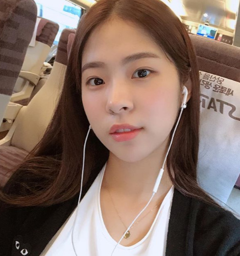 Actor Seo Eun-soo showed off her beautiful selfie.Seo Eun-soo released Selfie on his SNS on the morning of the 15th with the article Dawn Train.In the open photo, Seo Eun-soo boasted immaculate skin.Seo Eun-soo plays Baek Seung-a in Heaven Sent down 100 million stars which is broadcasted on the 3rd of next monthSeo Eun-soo SNS