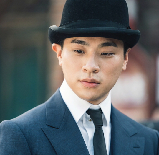 Park Jung-min, who captivated Chungmuro, will appear on TVNs weekend drama Mr. Shen, giving an intense impact.Park Jung-min appears in the 22nd episode of Mr. Shine, which will be broadcast on September 16th.It is a short appearance in Mr. Shine, which is only three times ahead of the end, but it is a meaningful figure that will make the second half of the play richer.In particular, Park Jung-mins appearance on SEK was concluded with a deep connection with the production team of Mr. Shine, which had previously worked together.Park Jung-min, who decided to appear without hesitation as soon as he received the request of the production team to appear on SEK, showed a special passion such as actively working on shooting even in busy schedule.In addition, Park Jung-min adds the meaning of SEK appearance in Lee Byung-hun and Mr. Shine, which are the only ones in the movie My World.Park Jung-min, who was in the shooting, made the scene perfectly digested with a solid acting power accumulated in various acting spectrums and made the viewers admire.In addition, I have completed shooting in a cheerful atmosphere, emitting unique pleasant and positive energy.Park Jung-min will appear as an important figure in the 22nd episode of Mr. Shine, which is heading for the end, the production company said. It is a short appearance, but Park Jung-mins support fire will further enhance the perfection.I would like to ask for your expectation and interest in todays broadcasts about what role Park Jung-min will have appeared in SEK. hwang hye-jin