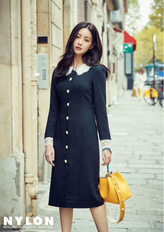 Lovely charm actor Oh Yeon-seo attracts Eye-catching by decorating the cover of the October issue of fashion magazine nylon.Oh Yeon-seo created an elegant and fascinating atmosphere with an applicate dress, a ruffle blouse, a knit sweater, and ankle boots in this photo, which was held in a romantic Paris where the autumn began.On the other hand, the check pattern look, trench coat, beret, etc., and the lovely and youthful Oh Yeon-seo resale patent Oblique charm also emanated.In Paris, the autumn weather continued until the day before shooting, but strangely, on the day of shooting, the bright sunshine was shining and it was done in a cheerful atmosphere.Oh Yeon-seo, a lovely charm, has transformed into an atmosphere goddess throughout the filming, and it is the back door that attracted the admiration of the staff by showing off the Hwaguan aspect that is completely wet with Paris.Fashion pictures and fashion films of Oh Yeon-seo in Paris will be released through the October issue of nylon and nylon TV.