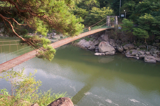 용유담 이미지