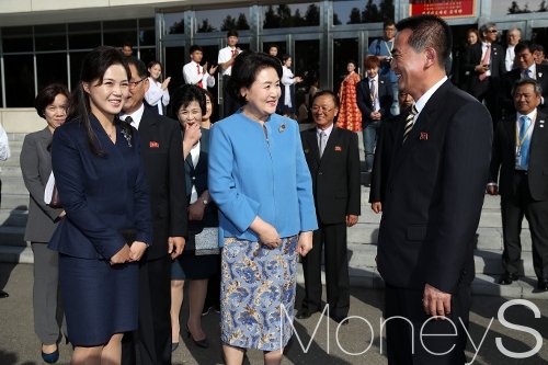 퍼스트 레이디 이미지