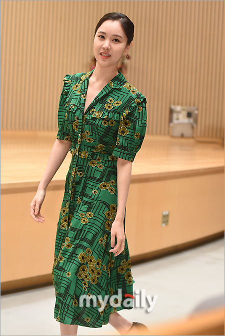 Actor Kim Ye-won attended the drama General Surgery production briefing session held at SBS in Mok-dong, Seoul on the afternoon of the 20th.