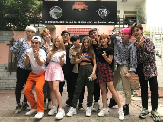 6엔터테인먼트 이미지