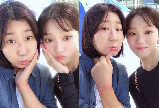 Lee Sung-kyung posted several photos on his 22nd day with a hashtag called Cute that can not be overlooked through his instagram.The photo shows Lee Sung-kyung and Ra mi-ran, who are taking Selfies with their faces affectionately, and they showed off their cute charm with a cute look, such as taking a calyx pose.Meanwhile, Lee Sung-kyung and Ra mi-ran will appear together in the film Girlcaps (Gase).Girlcaps was a legendary ace detective, but it is a comic action investigation drama where Mi-young (Ramiran), who became a civil service office after marriage, and a first-time criminal wisdom (Lee Sung-kyung), who was sent to the civil service office after an accident, meet and accidentally chase a crime case.