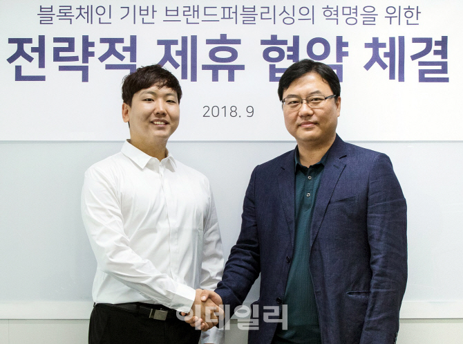 아도스 이미지