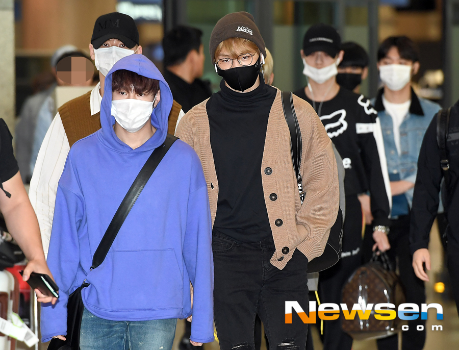 Group Wanna One arrived at the airport fashion through Incheon International Airports first passenger terminal on the morning of September 30 after finishing KCON 2018 THAILAND.On this day, Wanna One (Kang Daniel, Park Ji-hoon, Lee Dae-hwi, Kim Jae-hwan, Ong Sung-woo, Park Woo-jin, Ry Kwan-lin, Yoon Ji-sung, Hwang Min-hyun, Bae Jin-young, Ha Sung-woon) Ha Sung-woon and Lee Dae-hwi are leaving the Arrival Point.Jung Yu-jin