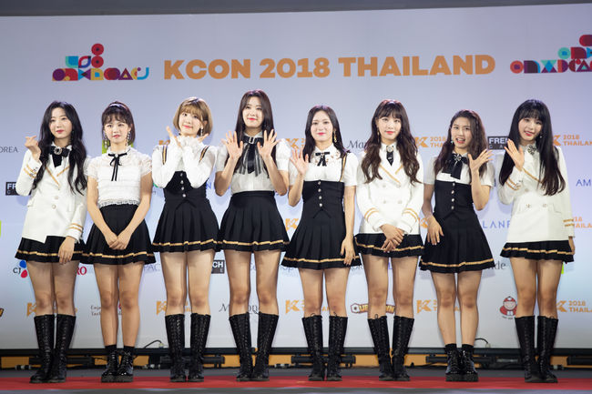 The curtain of the first day of KCON 2018 THAILAND has risen.KCON 2018 THAILAND will be held at the Thailand Bangkok Impact Arena from 29th to 30th.Mnet released a picture of Red Carpet of The Artists on stage on the 29th.Chungha, Golden Child, Monstar, Nature, Rose Quartz, Stray Kids, Sunmi and Wanna One climbed the Red Carpet and faced fans with a bright smile.On the 30th, Promis Nine, (girls) children, Godseven, the Pentagon, The Boys, The Eastlight and Basti will be on stage to wow Thailand fans.From the K-POP star loved by former World to the attention-grabbing new artist, the artist will show a richer stage with the participation of various The Artist.On the other hand, KCON is the largest K culture convention in World, which CJ ENM has been holding for 7 years since 2012, and it is a win-win platform that introduces new artists and small and medium-sized agencies The Artists overseas and helps to establish a foothold for global advancement.Mnet