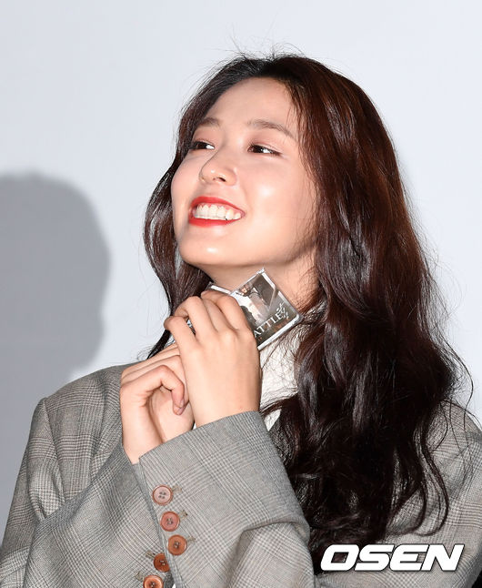 On the afternoon of the 3rd, Seoul Megabox COEX performed the movie Ansi City stage greeting.Actor Seolhyun smiled