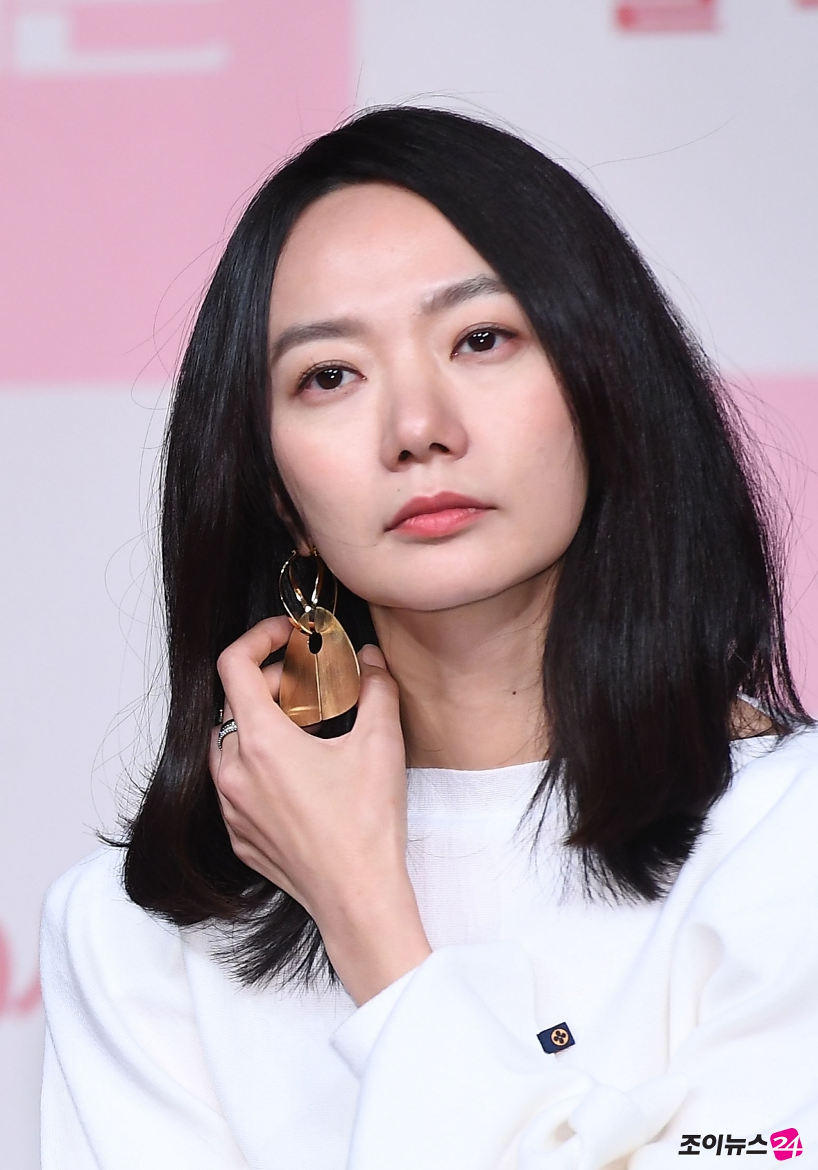 Actor Bae Doona attends the KBS2 monthly drama Best Divorce (director Yoo Hyun-ki) production presentation at the Juamorris Stewart Times Square in Yeongdeungpo-dong, Seoul on the afternoon of the 5th.Best divorce is Is marriage really the completion of love?And Cha Tae-hyun, Bae Doona, Lee El, Son Seokgu, and Moon Sook appear in the work that honestly depicts the difference between men and women about love, marriage and family.The first broadcast on the 8th.