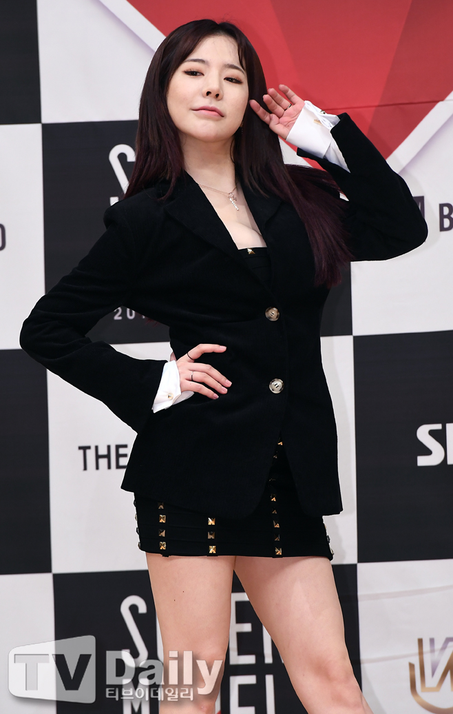 The Supermodel Contest 2018 Survival production presentation was held at SBS in Mokdong, Seoul on the afternoon of the 5th.Jang Yoon-ju, Seo Jang-hoon, Kim Su-ro, Sunny and Kim Won-jung attended the production presentation.Meanwhile, Supermodel Contest 2018 Survival predicts the birth of a new area called Supermodel ContestTeiner, which has the temperament of enterers such as singing, acting, and dancing as the biggest difference from existing competitions, by discovering and nurturing the best model that combines models and enterers.[Supermodel Contest 2018 Survival production presentation