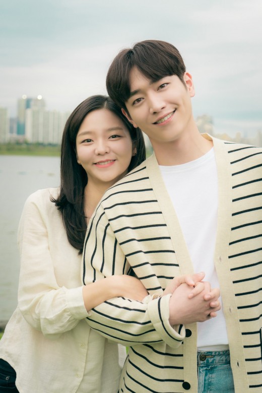끌리고 이미지